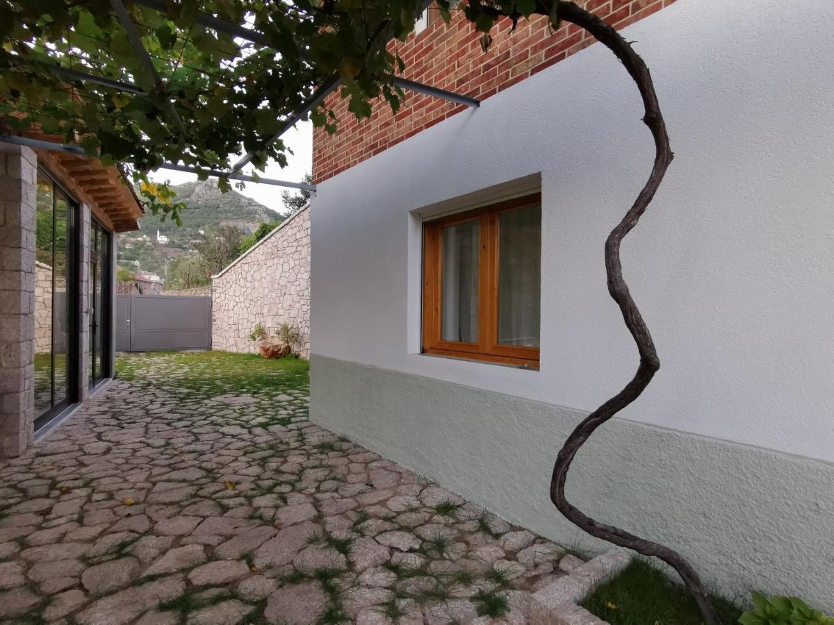 Gjestgiverier Rira - Rrajce, Shebenik *